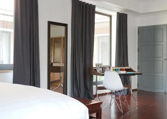 Hotel The Twelve Bangkok