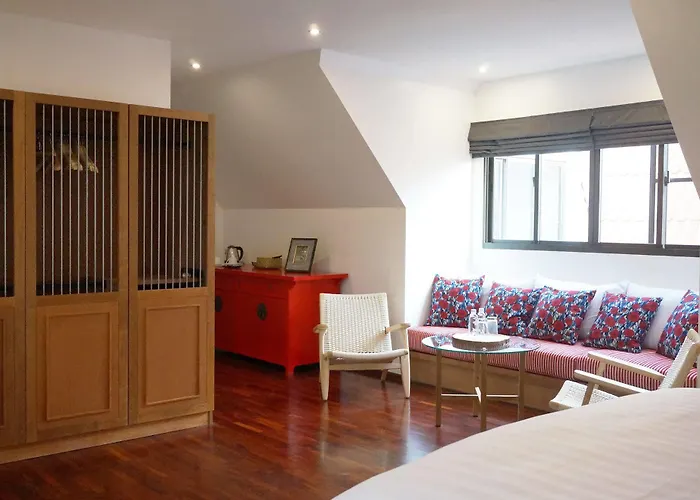 The Twelve Hotel