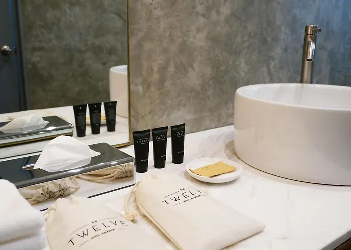 The Twelve Hotel 4*